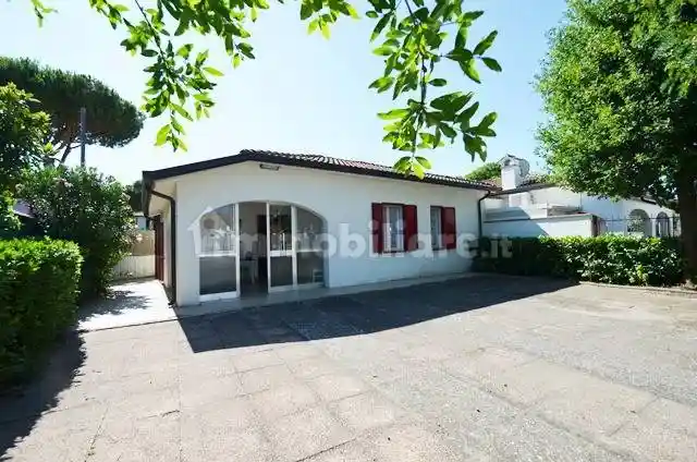 Villa in vendita a Comacchio