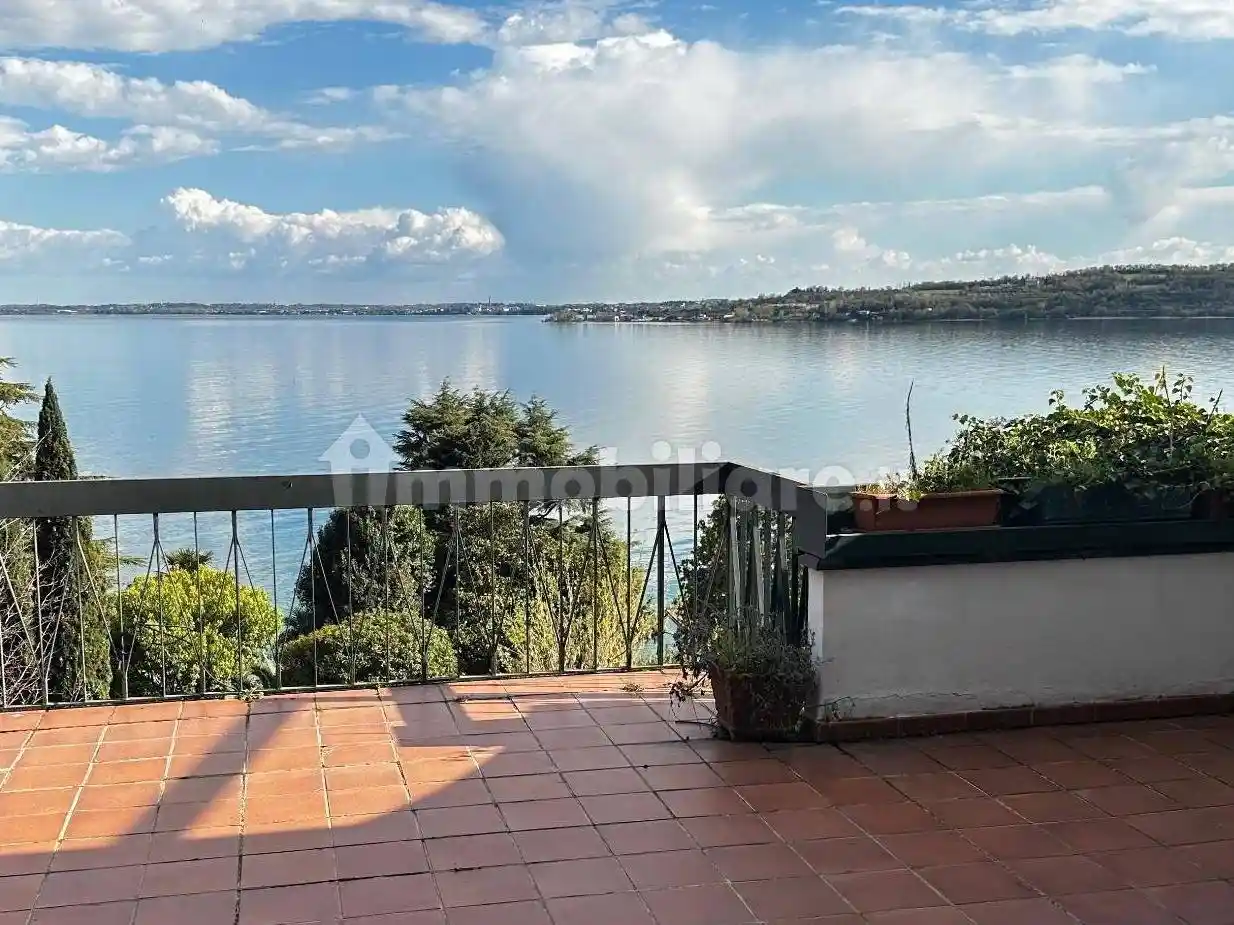 Villa in vendita a Padenghe sul Garda