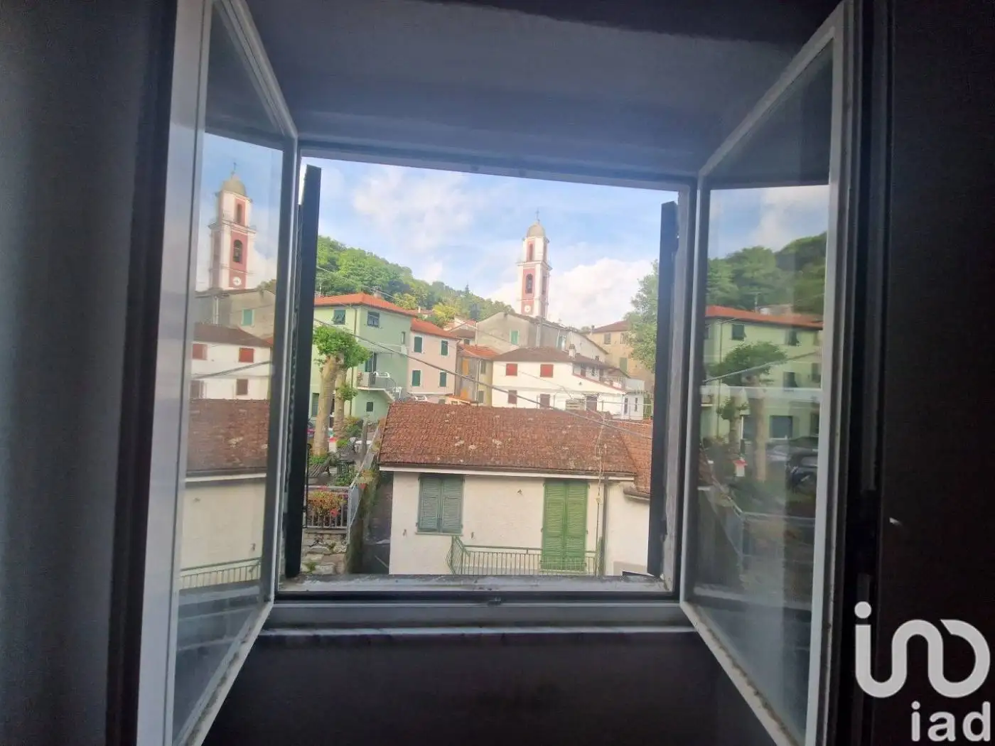 Attico via quattro novembre 58, Castello, Carro - foto 2