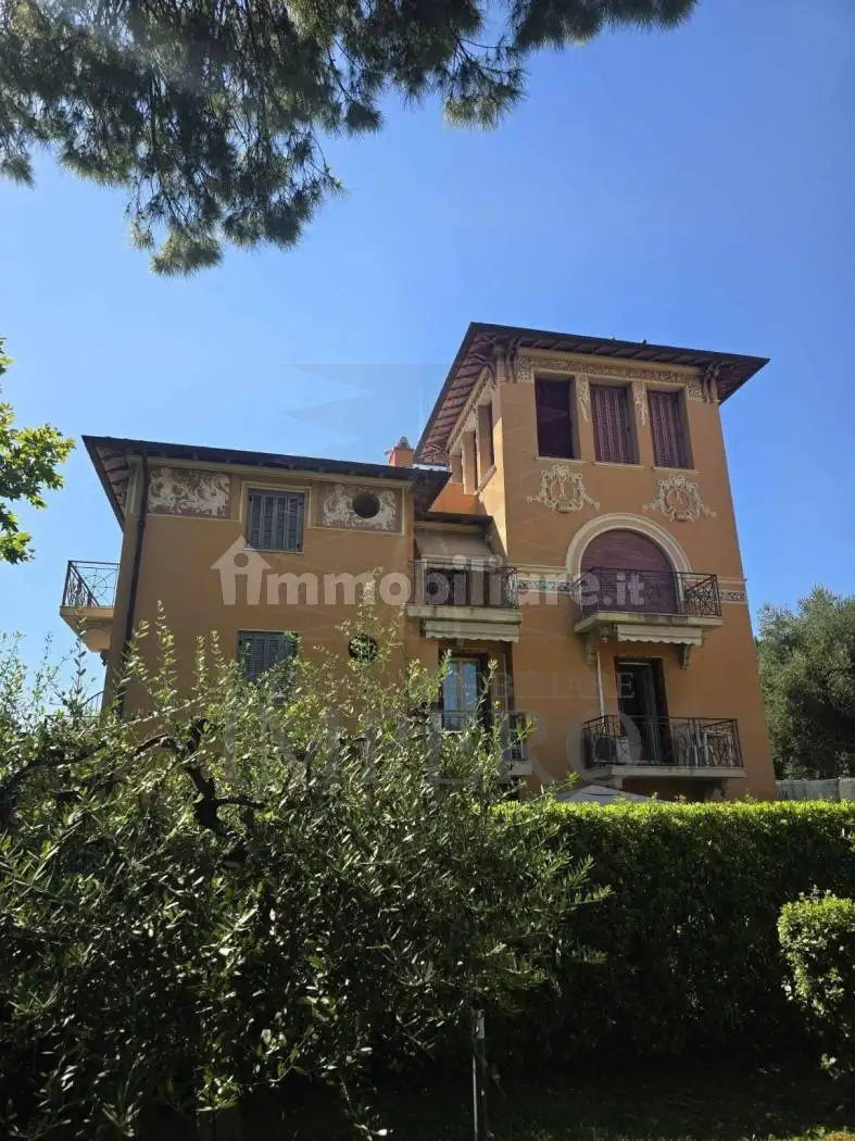 Appartamento in vendita a Bordighera