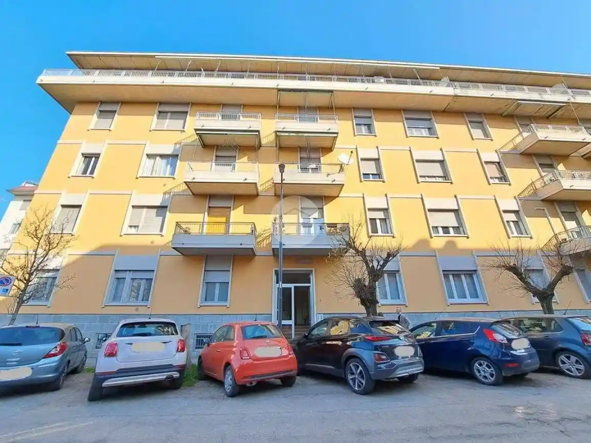 Trilocale via Montello 1, Piazza Castello, Cremona - foto 2