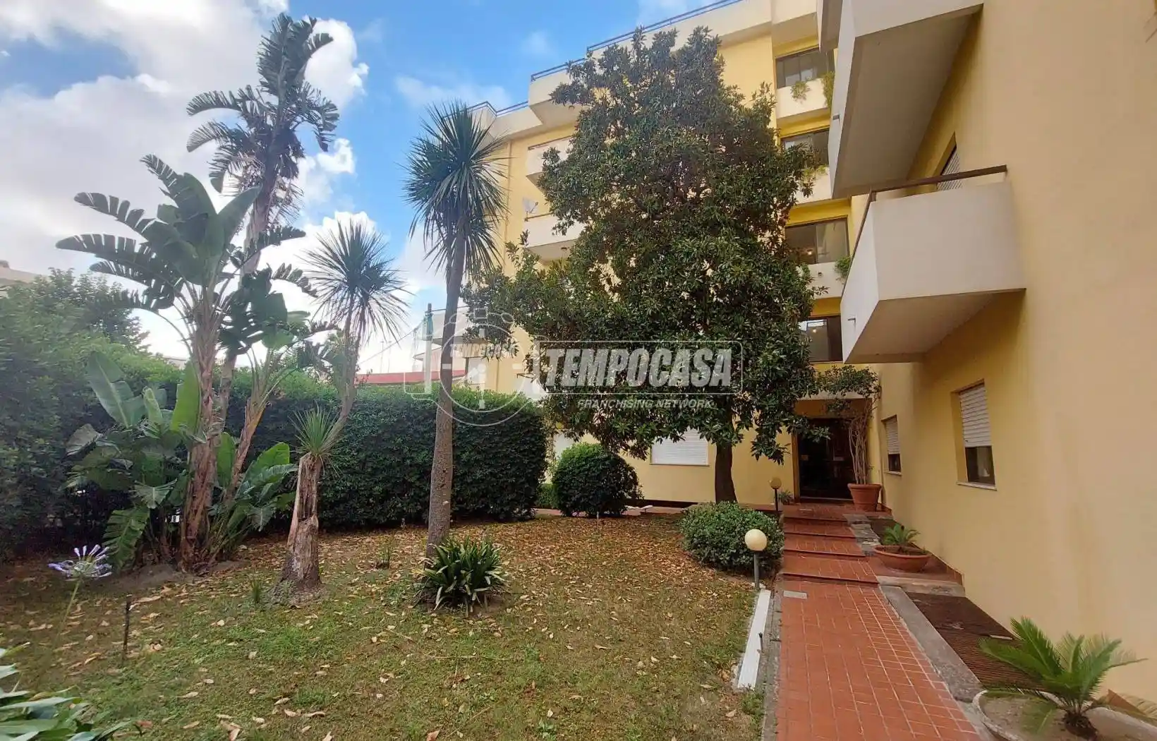 Appartamento in vendita a Barcellona Pozzo di Gotto