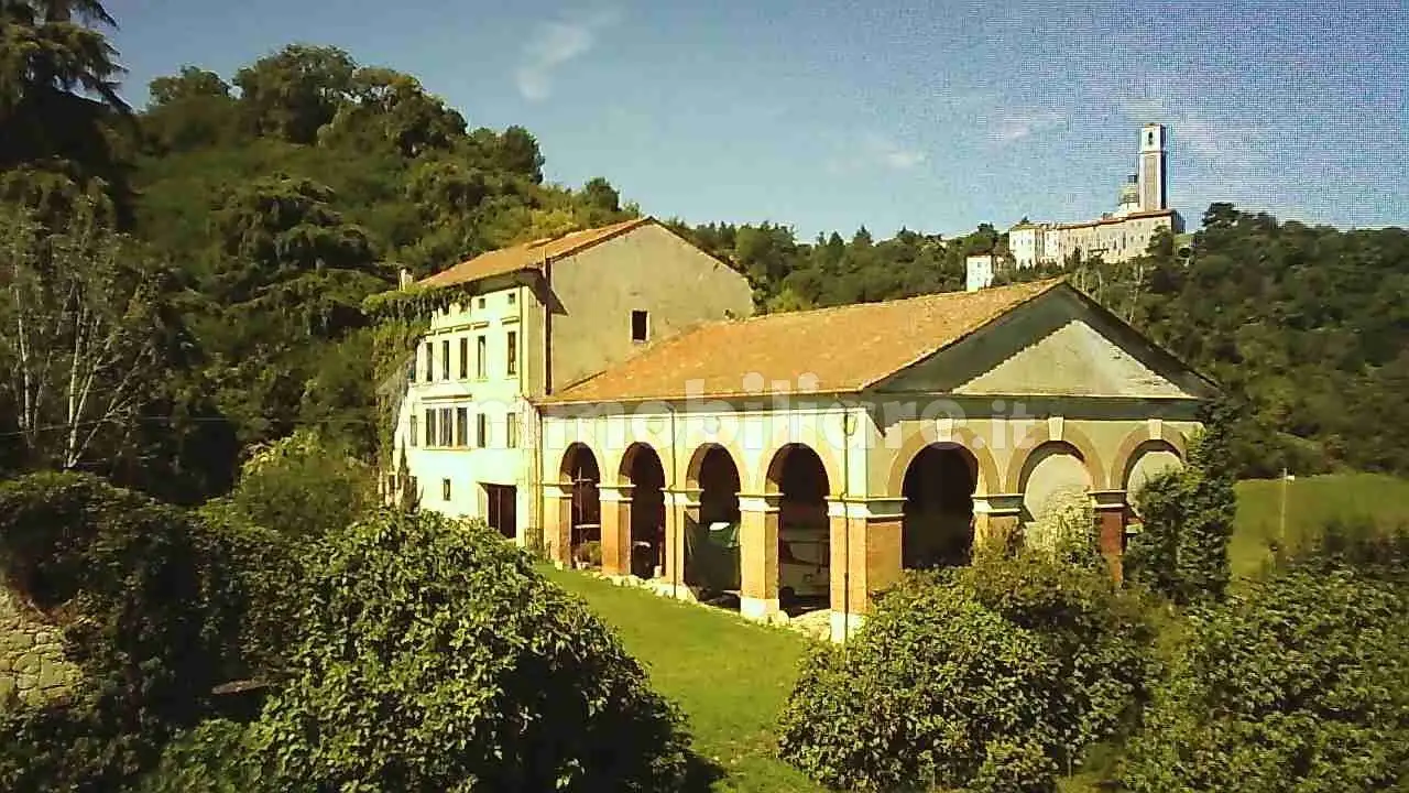 Palazzo - Edificio in vendita a Vicenza