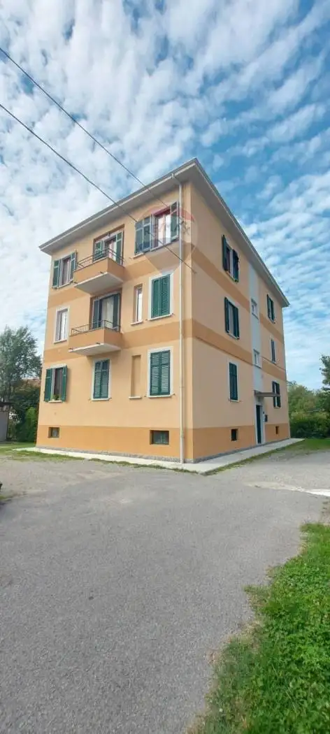 Appartamento in vendita a Gemonio