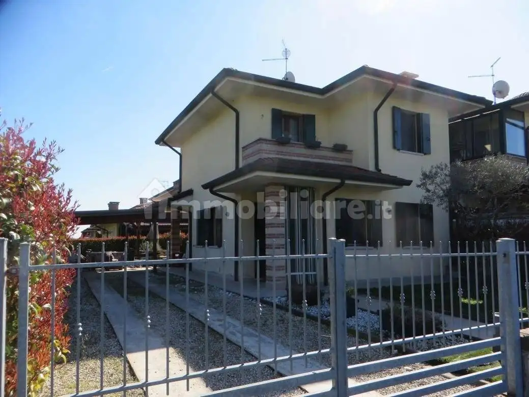 Villa in asta a Megliadino San Vitale