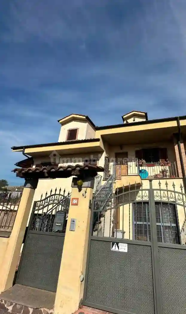 Villetta a schiera - foto 2