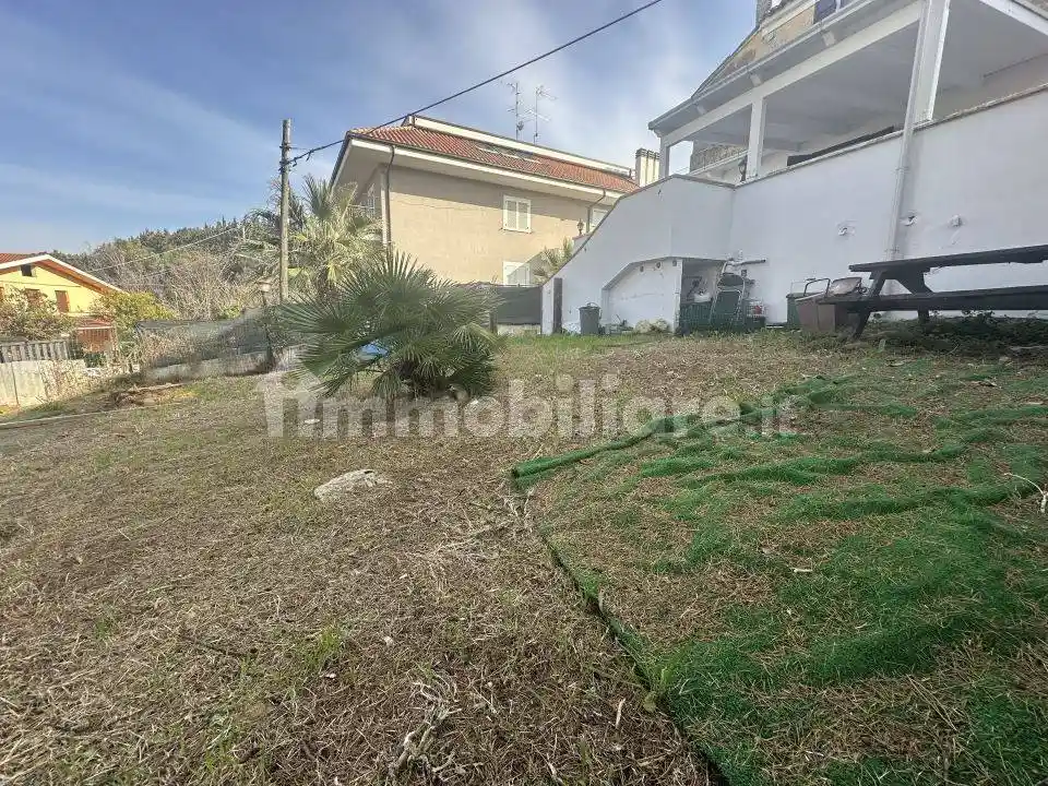 Trilocale via Giovanni Falcone 16, Colonnella - foto 3