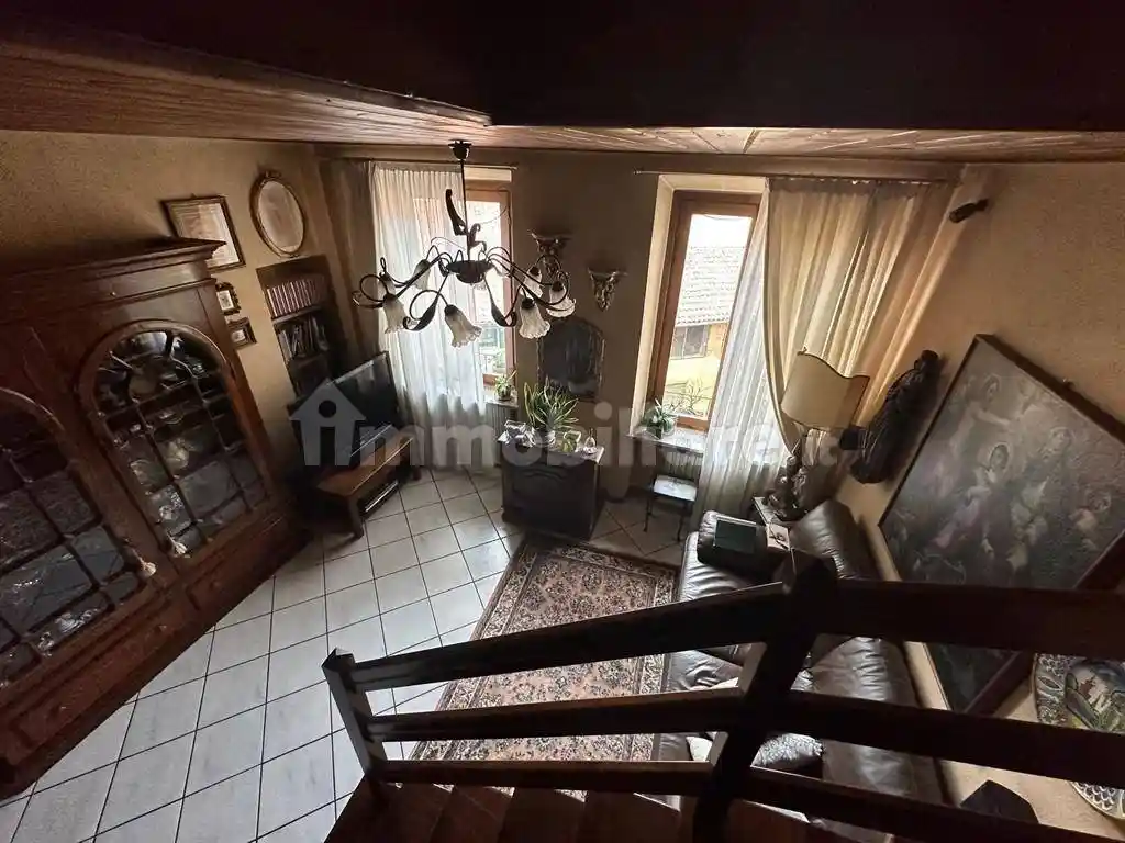 Appartamento in vendita a Vaprio d'Adda