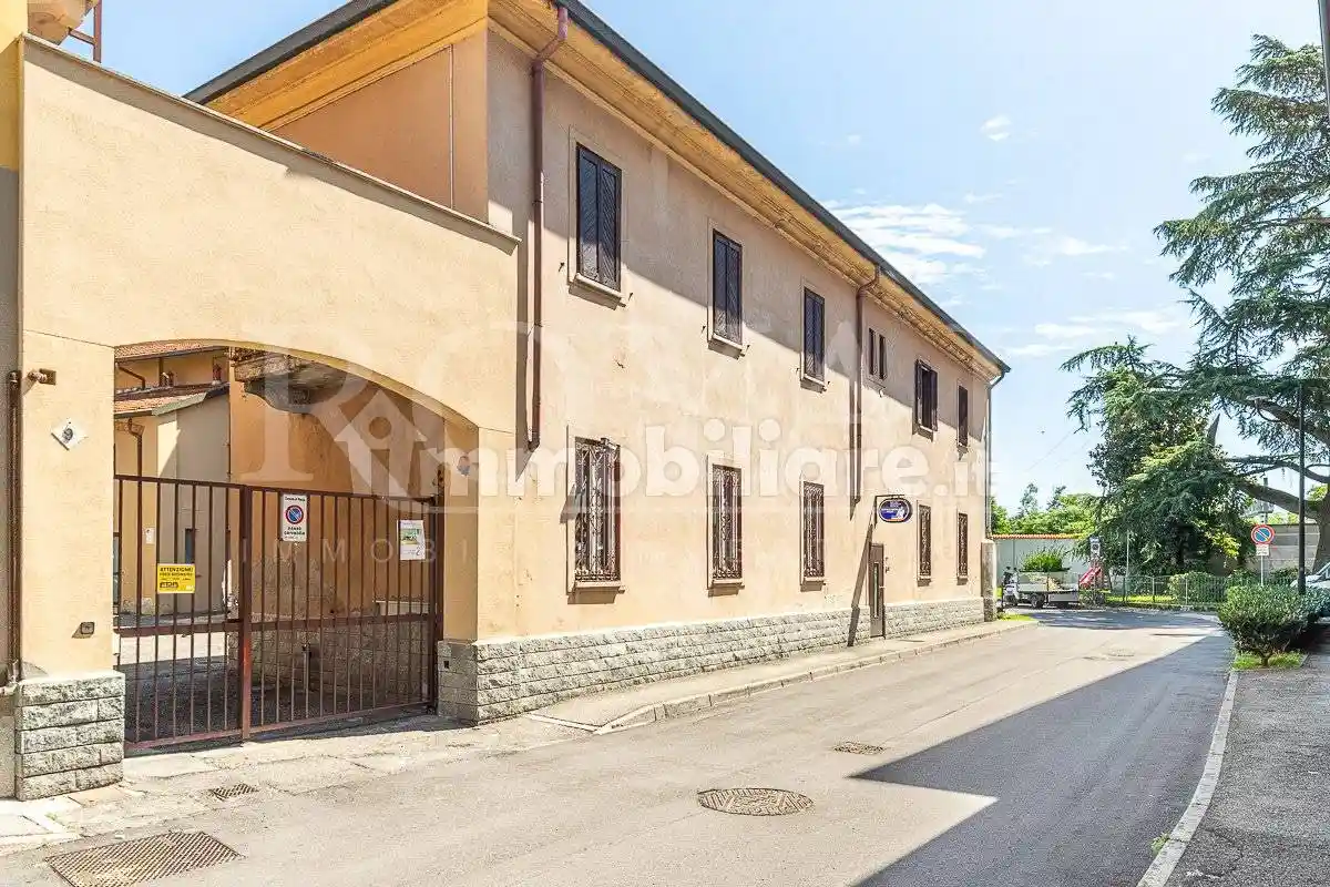 Appartamento in vendita a Monza