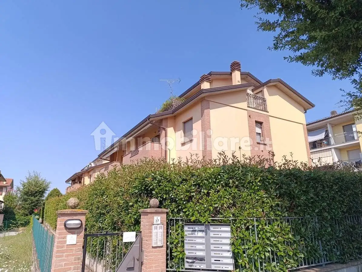 Appartamento in vendita a Lesignano de' Bagni