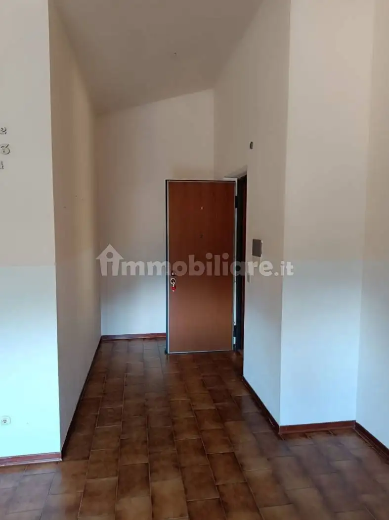 Trilocale via Alba Cortemilia, Ricca, Diano d'Alba - foto 4