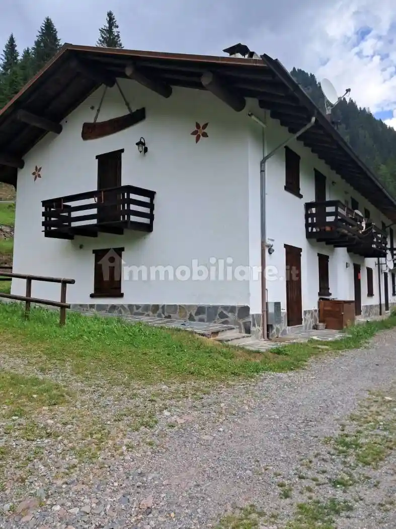 Trilocale Strada Provinciale del Passo di Crocedomini, Bagolino - foto 2