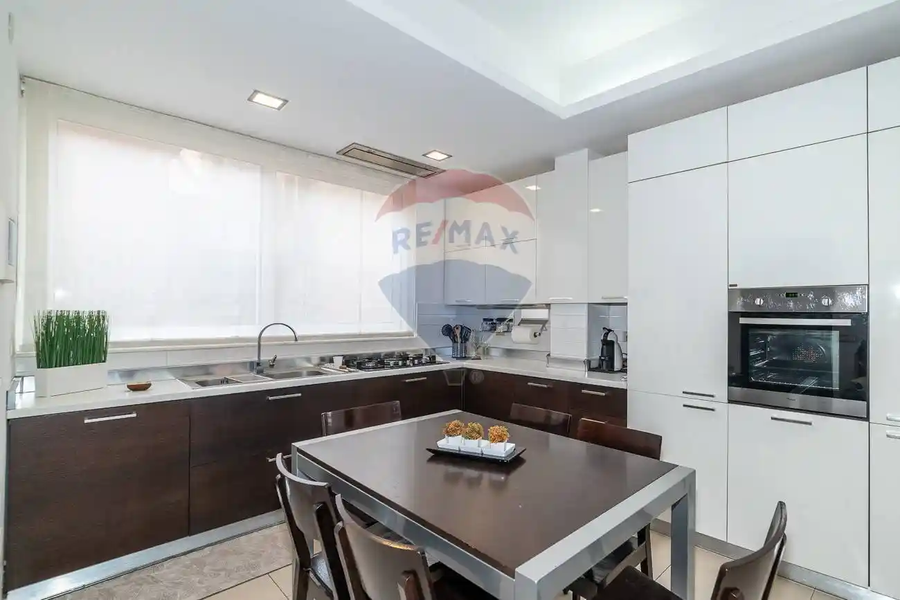 Appartamento in vendita a Aci Castello