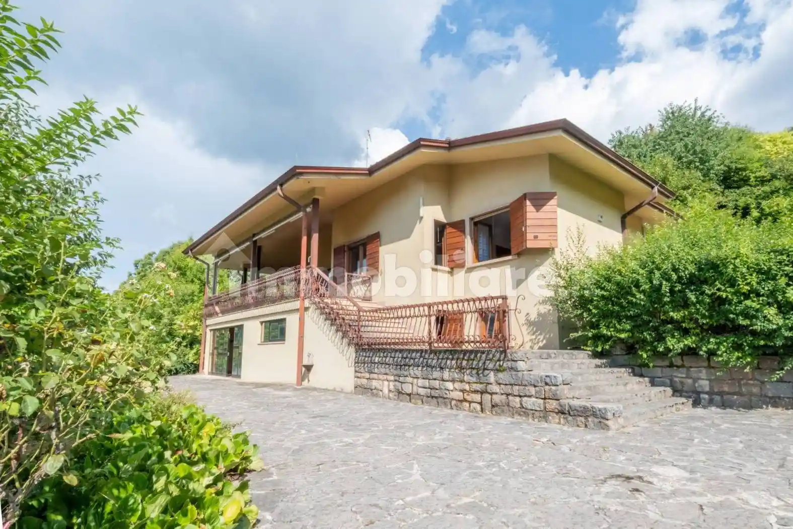Villa in vendita a San Zeno di Montagna