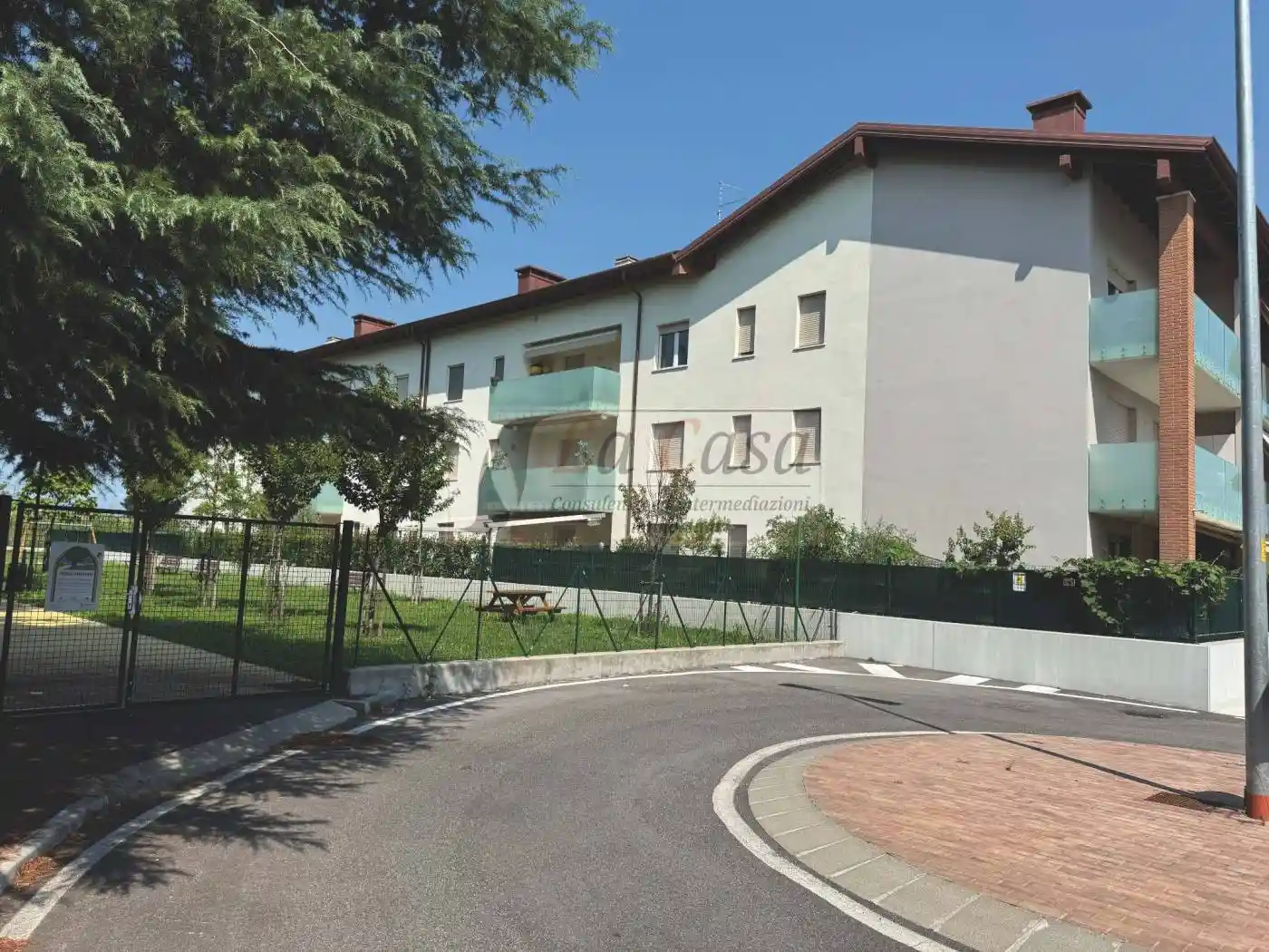 Quadrilocale via Bassone 2, Bassone, Verona - foto 3