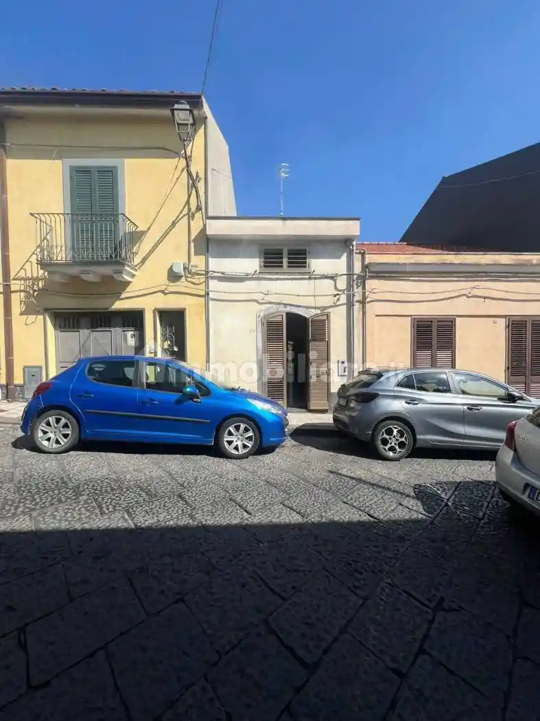Casa indipendente in vendita a Santa Venerina