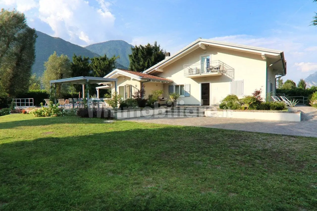 Villa in vendita a Bagolino