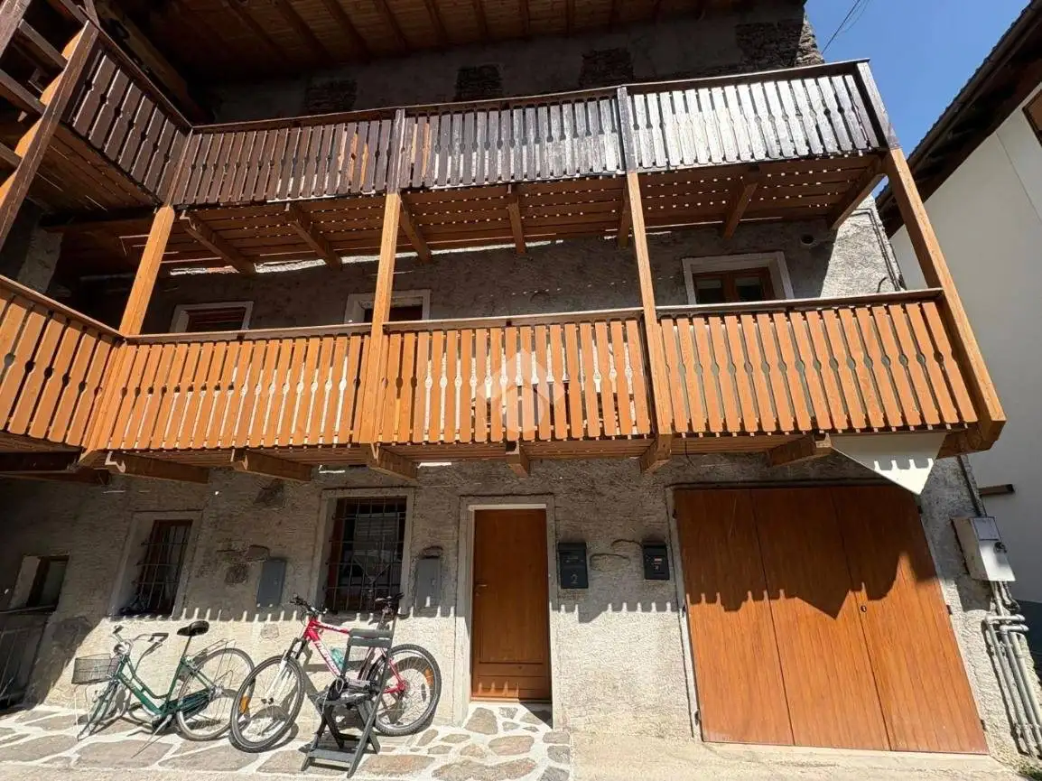 Casa indipendente in vendita a Cosio Valtellino