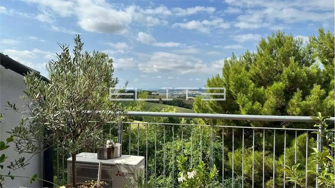 Appartamento ottimo stato, su più livelli, Varano, Ancona - foto 3