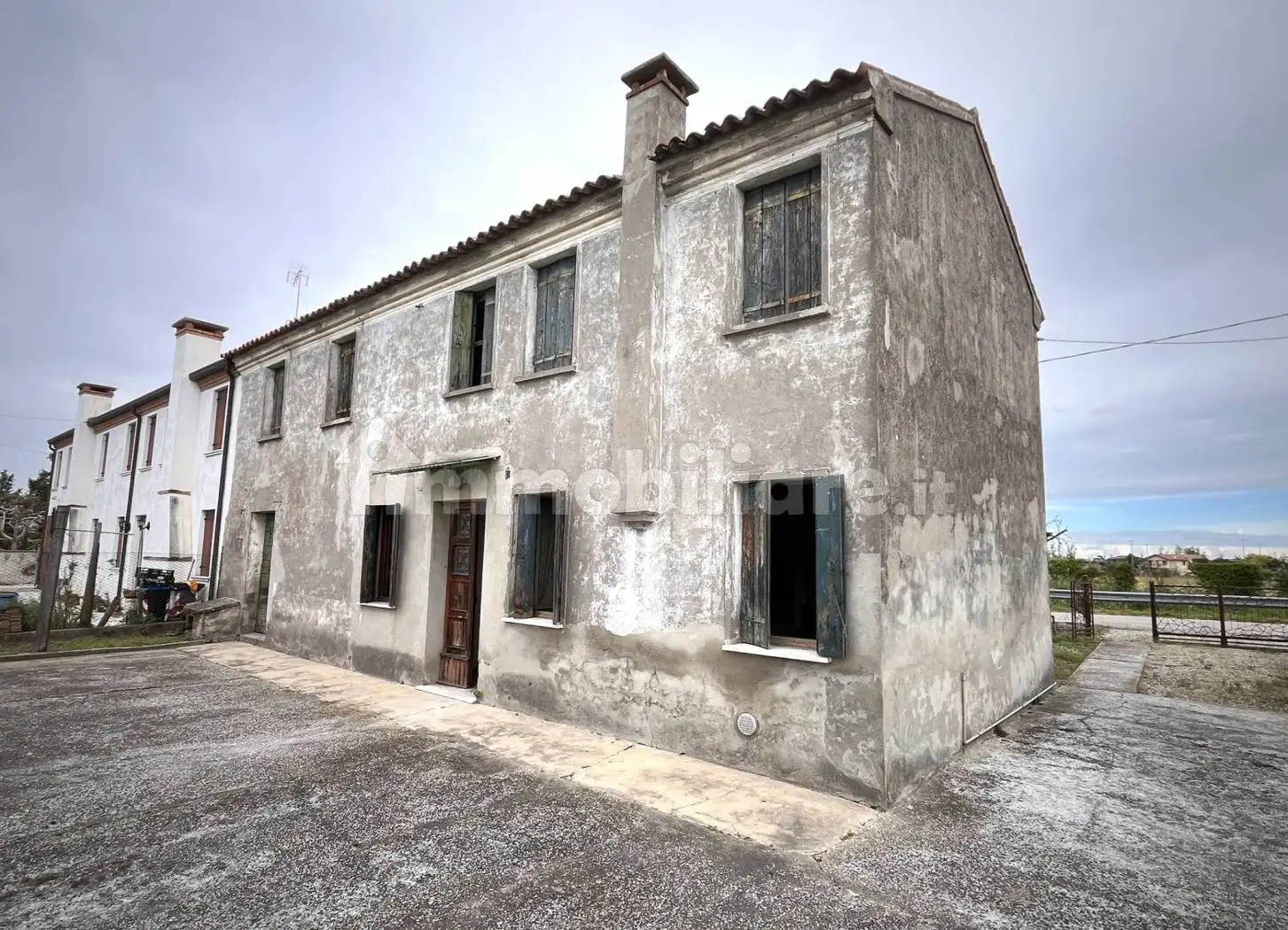 Rustico - Casale in vendita a Rovigo