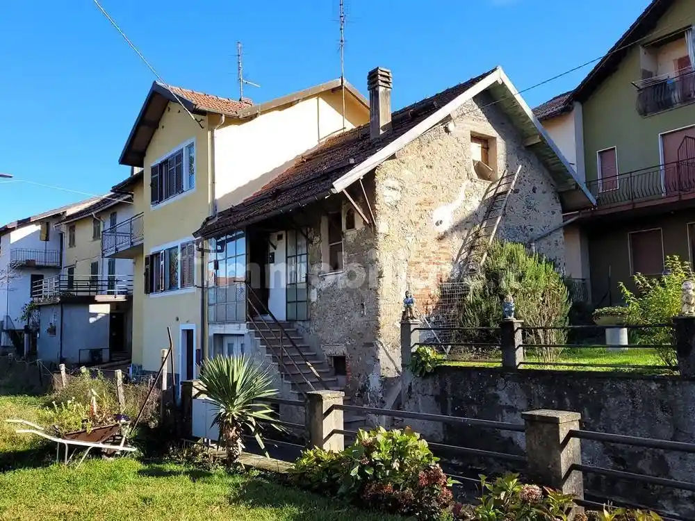 Casa indipendente in vendita a Sassello