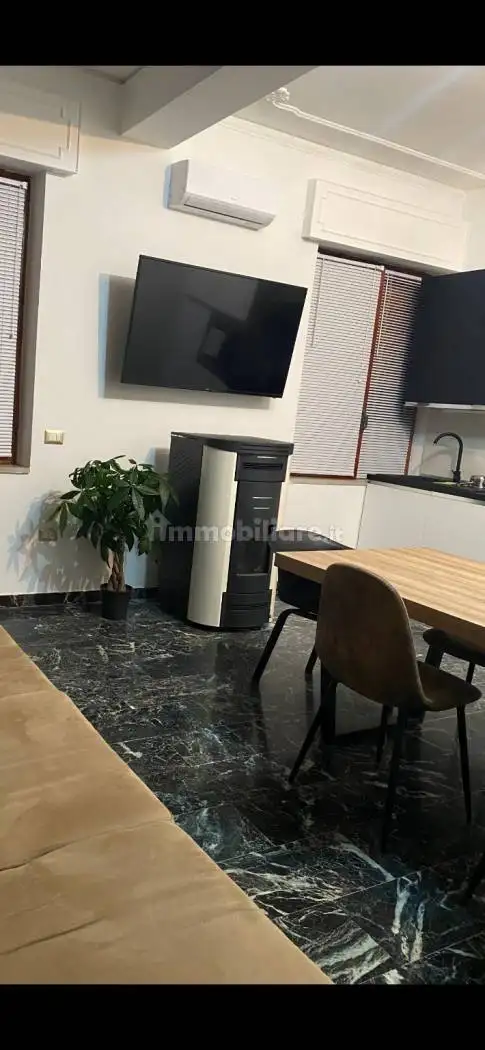 Appartamento in vendita a Locri