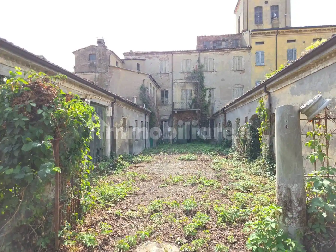 Villa in vendita a Luzzara