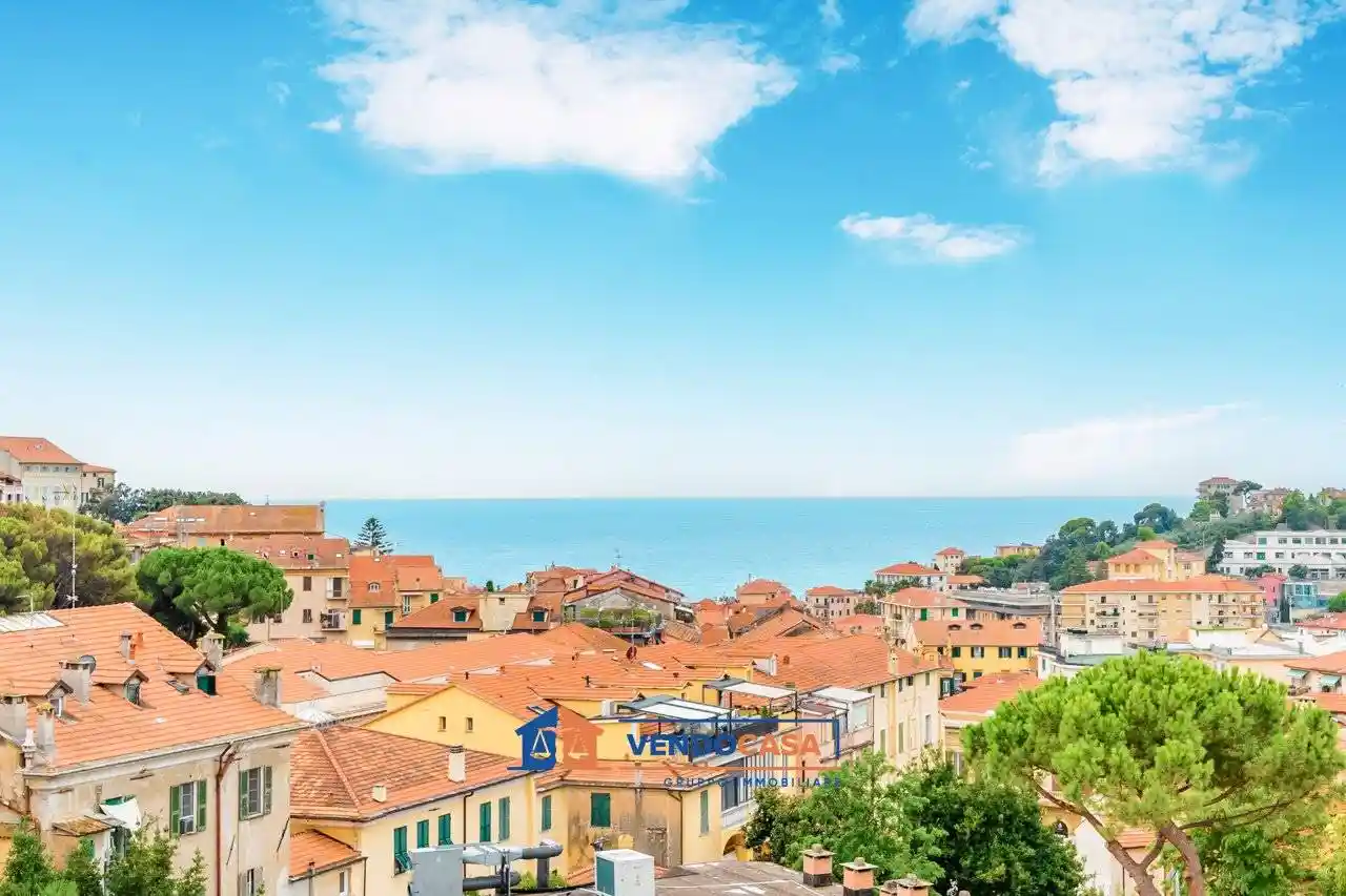 Appartamento in vendita a Imperia