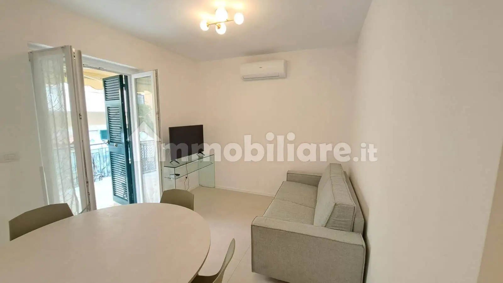 Appartamento in affitto a Alassio