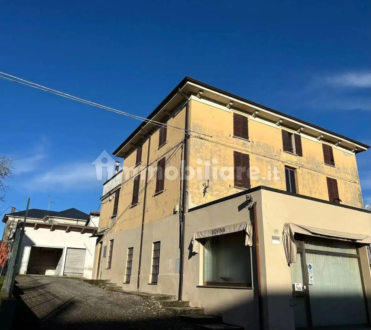 Palazzo - Edificio in Vendita - foto 2