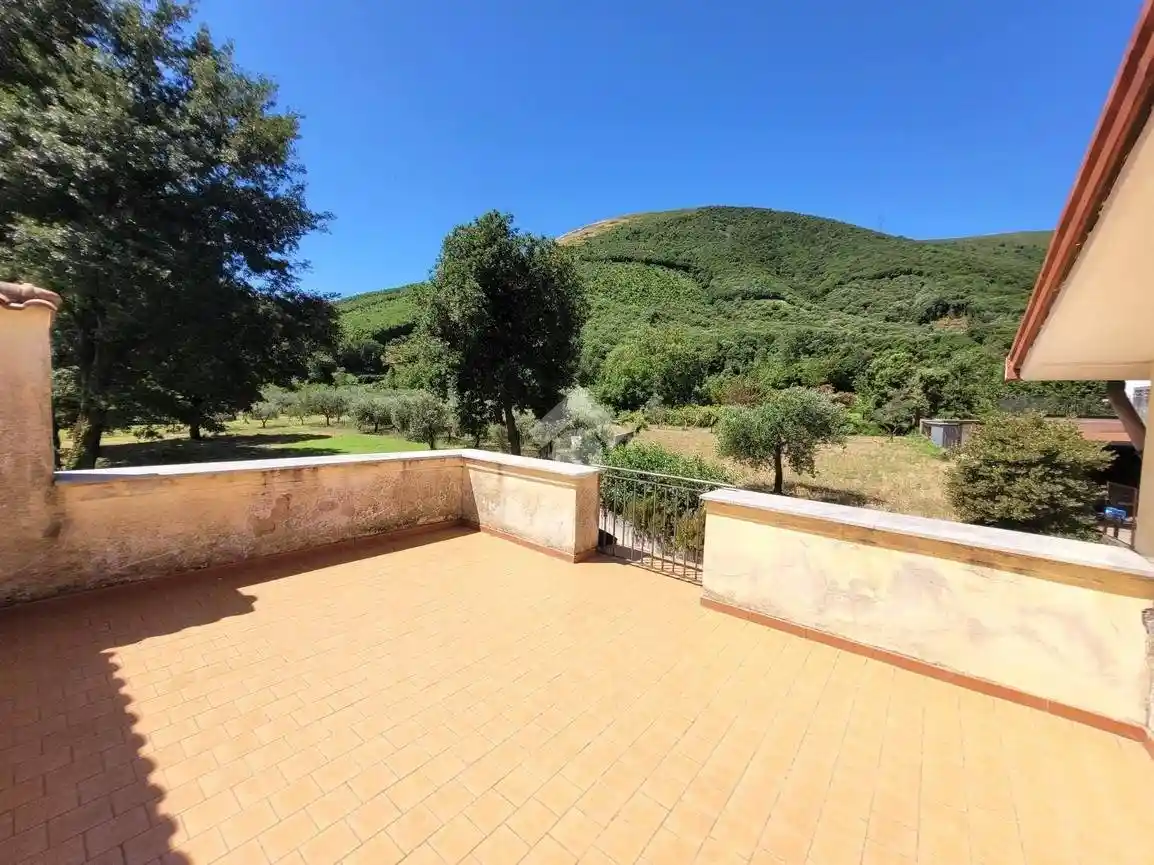 Villa unifamiliare via Sorbo, Airola - foto 3