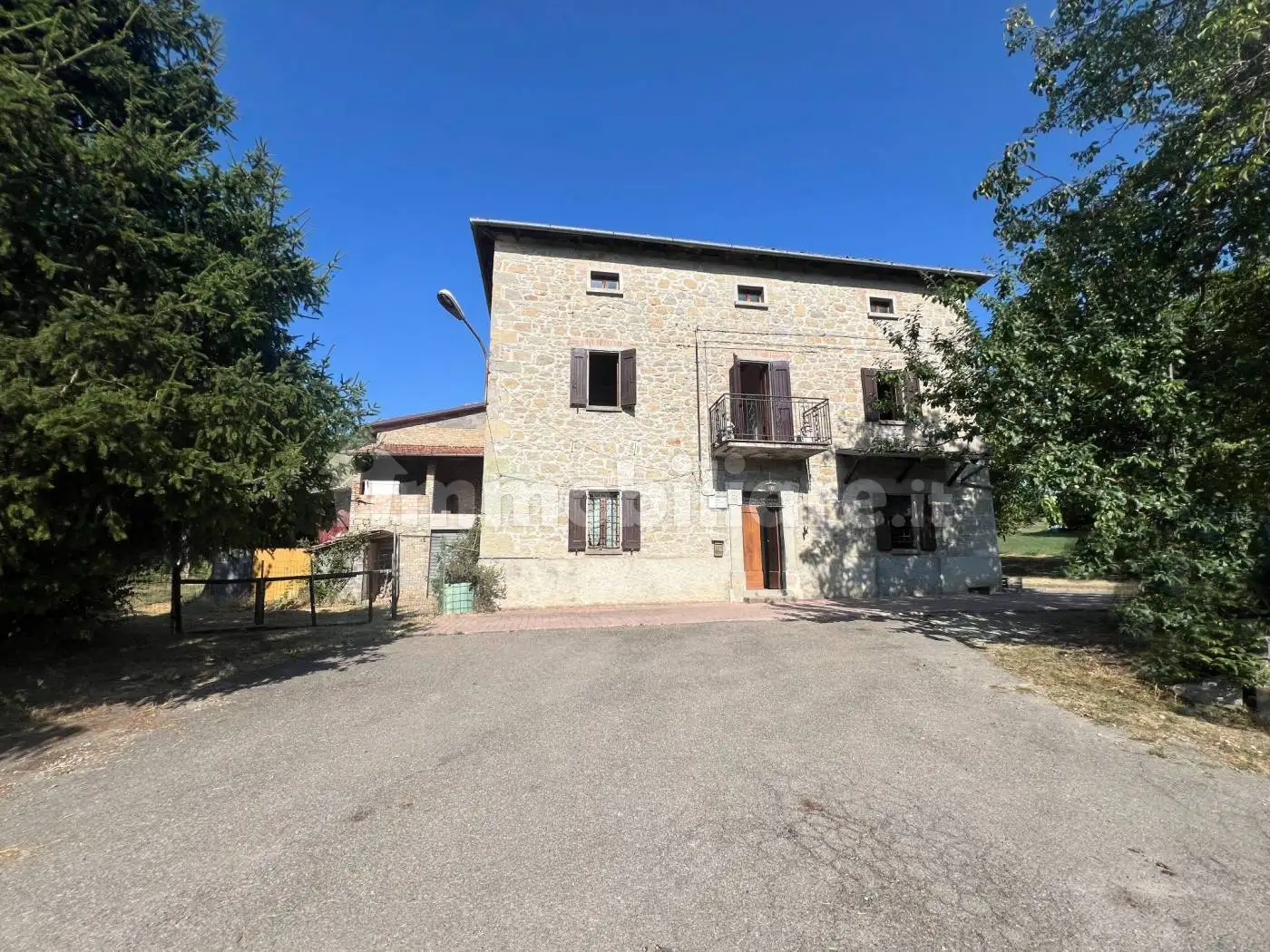 Rustico - Casale in vendita a Montese