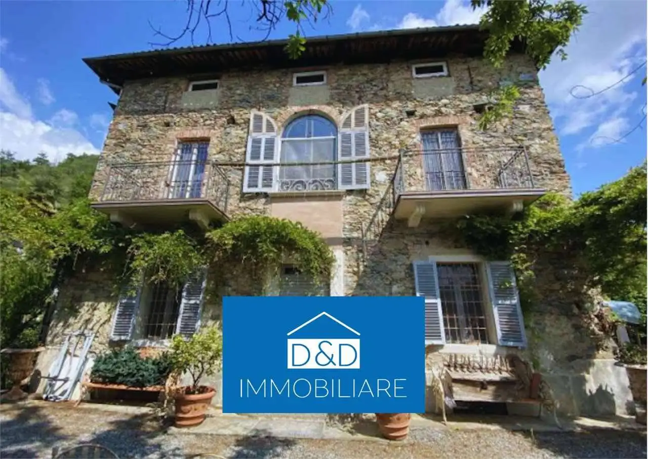 Villa in asta a Parella