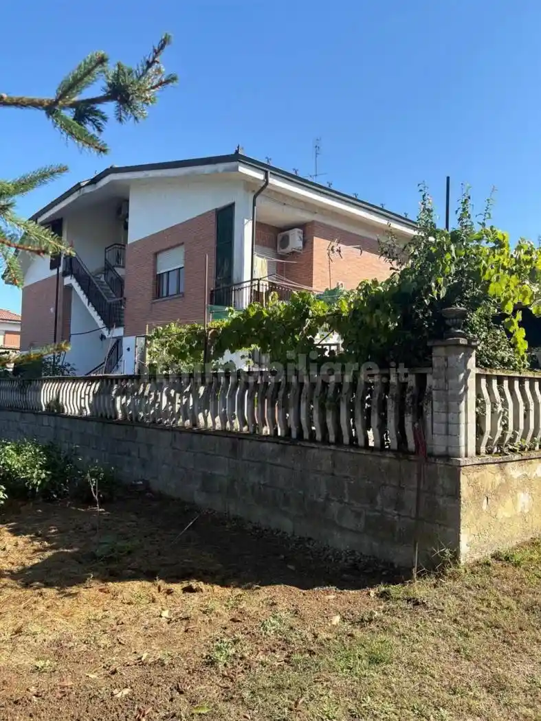 Villa in vendita a Asti