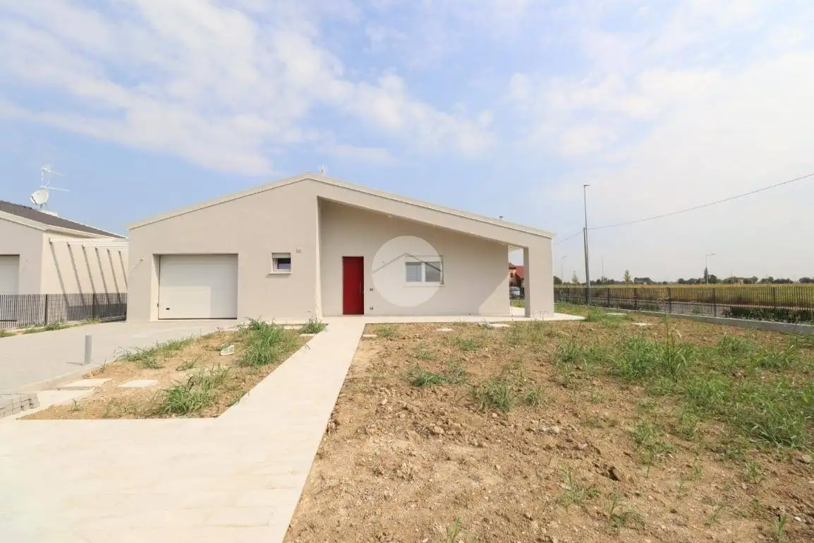 Villa in vendita a Castelbelforte