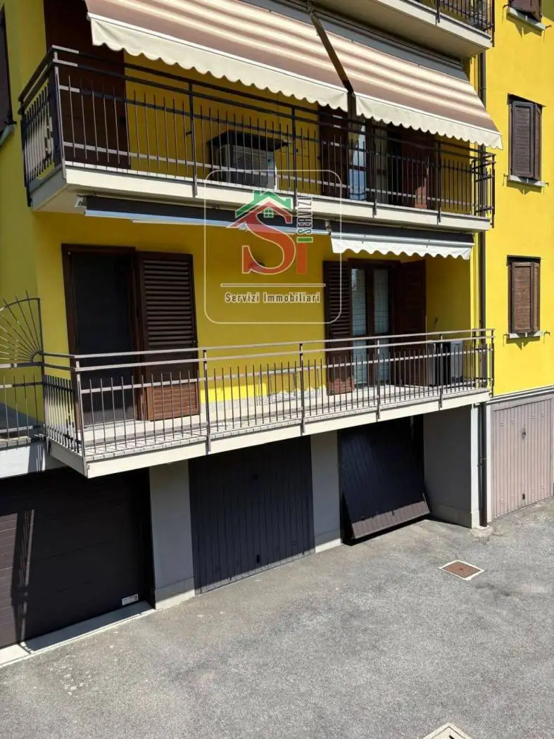 Bilocale via Raffaello Sanzio 1, Centro, Almenno San Salvatore - foto 2