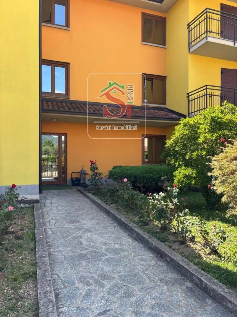 Bilocale via Raffaello Sanzio 1, Centro, Almenno San Salvatore - foto 3