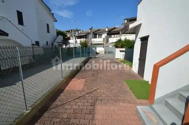 Villa a schiera viale Leonida Patrignani, San Giuseppe, Comacchio - foto 3