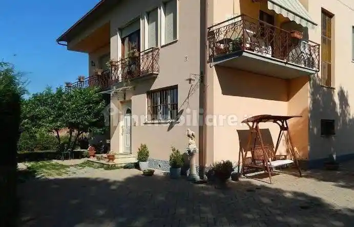 Villa in vendita a Foiano della Chiana