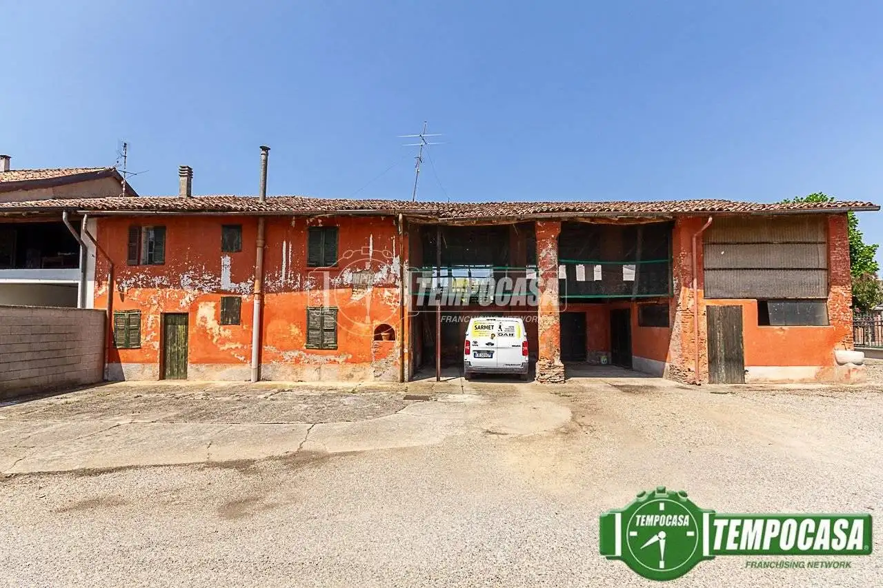 Cascina via Nino Dall'Oro, Centro, Crespiatica - foto 2