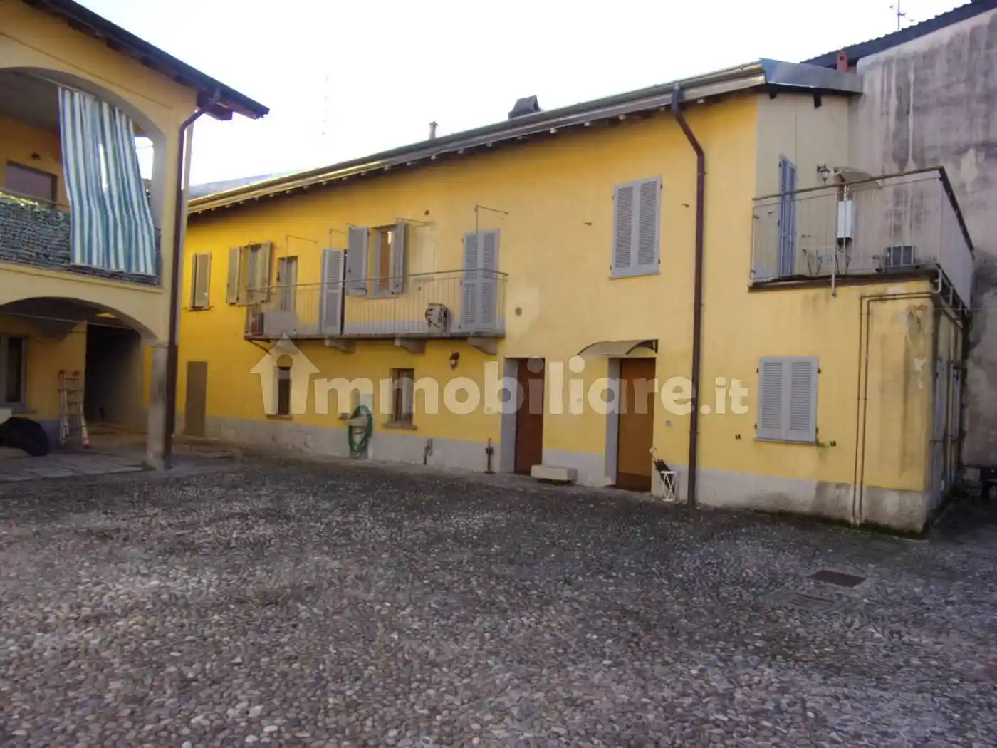 Appartamento in vendita a Samarate