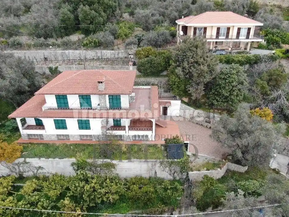 Villa in vendita a Ventimiglia