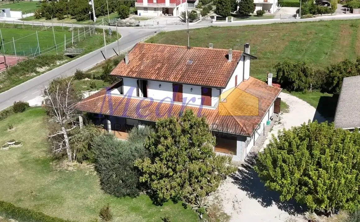 Villa in vendita a Cesena
