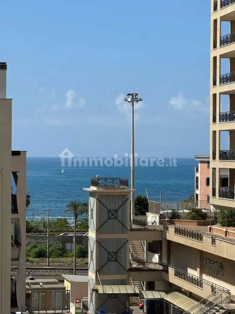 Appartamento in vendita a Civitavecchia