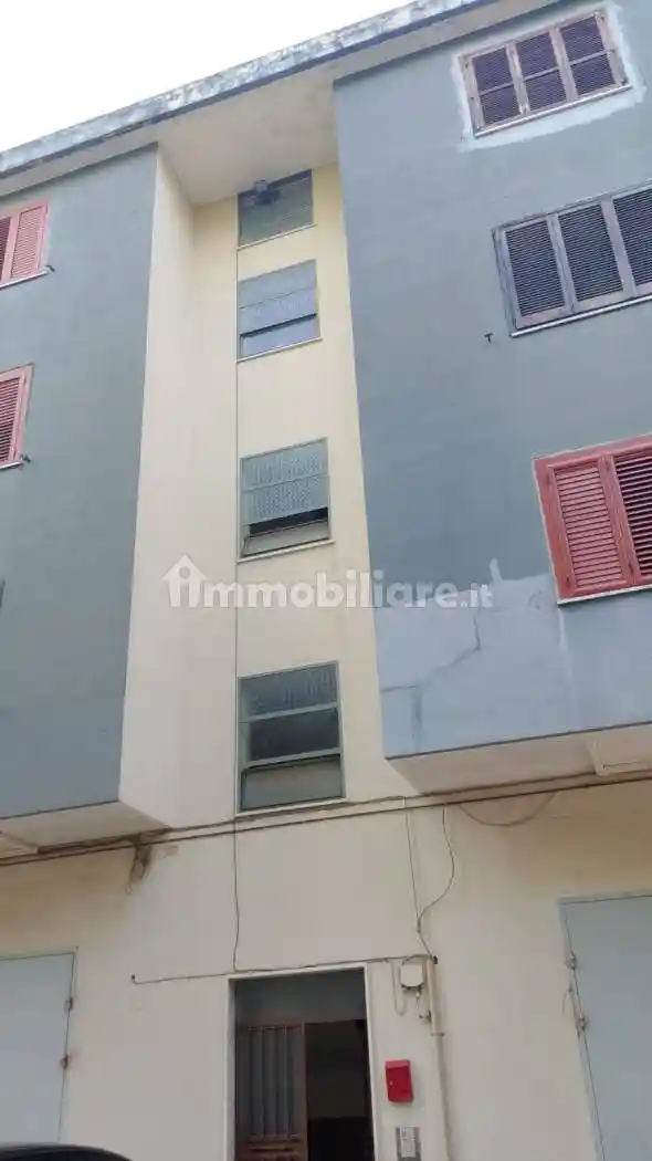 Palazzo - Edificio in vendita a Corigliano-Rossano