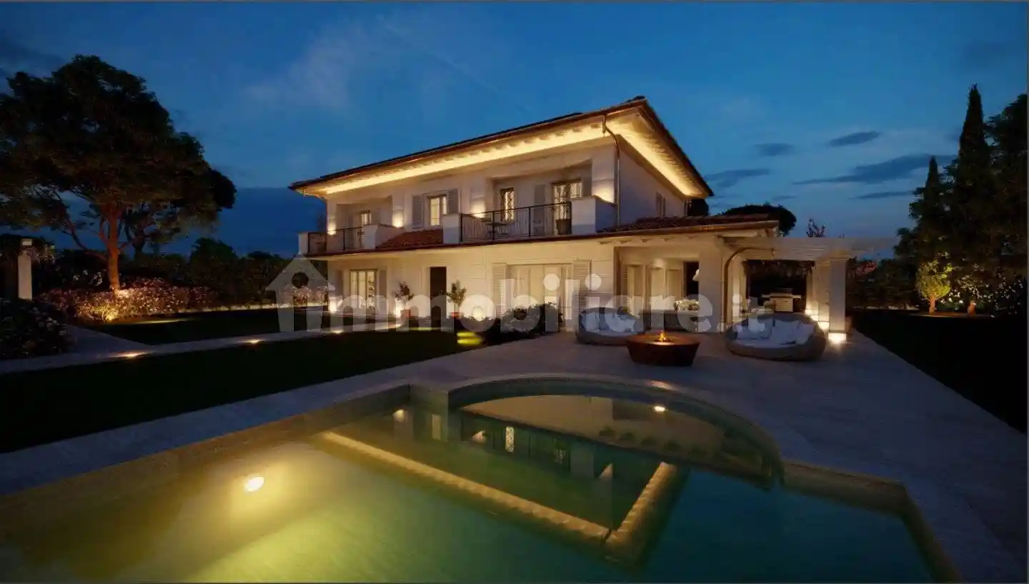 Villa in vendita a Forte dei Marmi