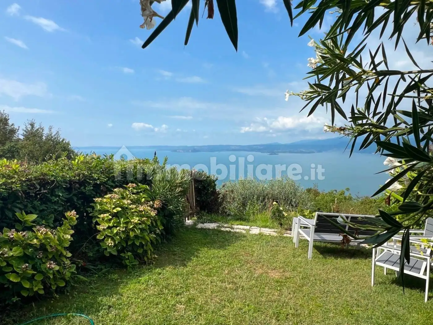 Appartamento in affitto a Torri del Benaco