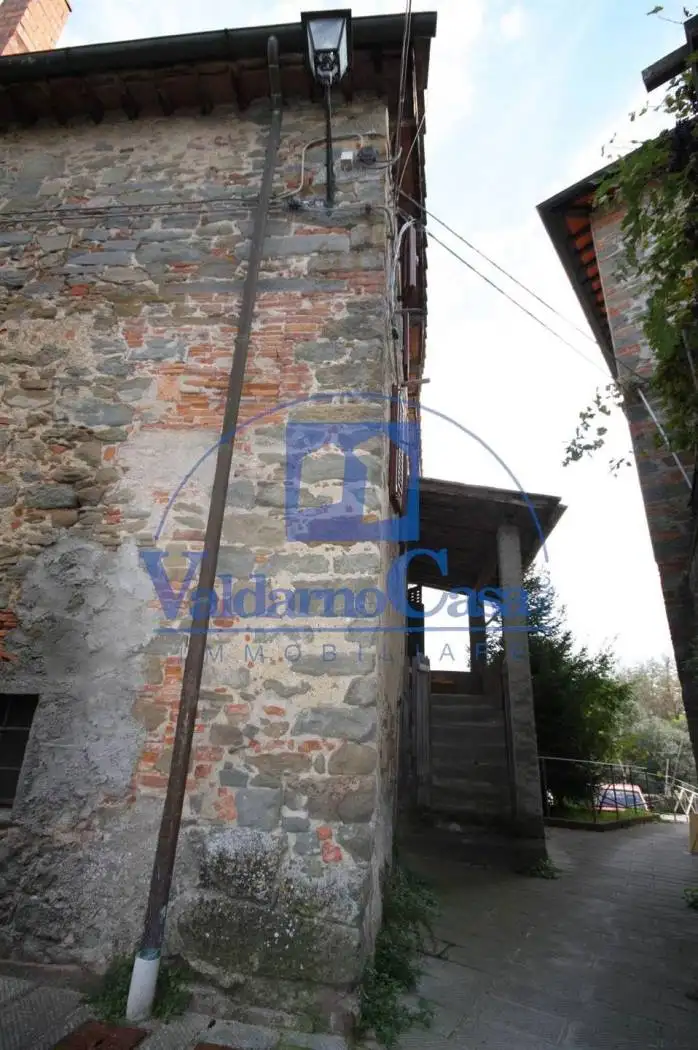 Casa indipendente in vendita a Figline e Incisa Valdarno