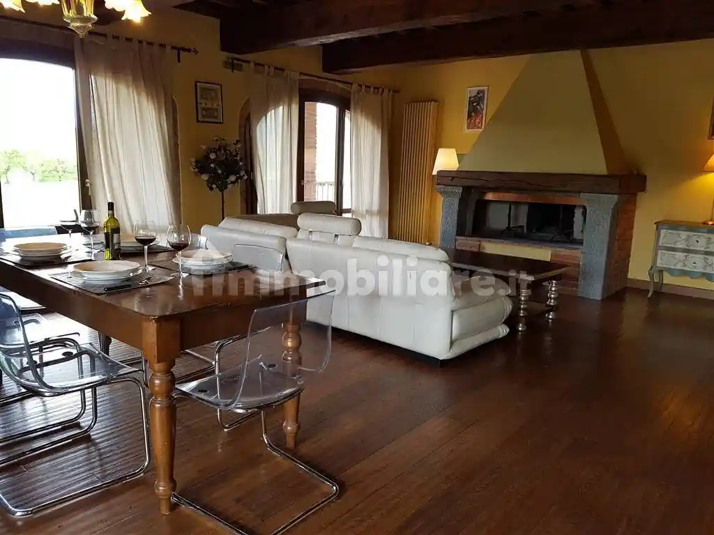 Rustico - Casale in vendita a Reggello