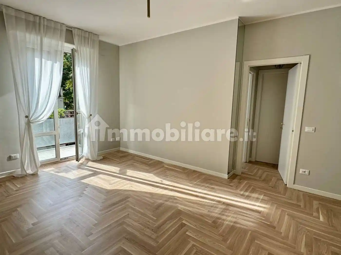 Trilocale ottimo stato, terzo piano, Pagano, Milano - foto 3